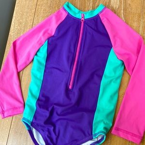 Hanna Andersson size 4, long sleeve kids swimsuit, worn once!